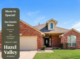 2416 Beaver Bend Ln, Yukon, OK 73099