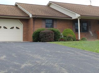 2402 Floyd Hwy S, Floyd, VA 24091