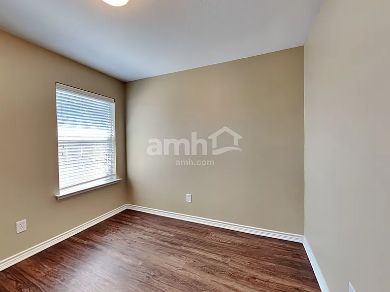 8620 Axis Deer Run — Photo 15
