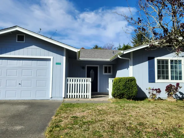160 Willow Glen Ct, Crescent City, CA 95531