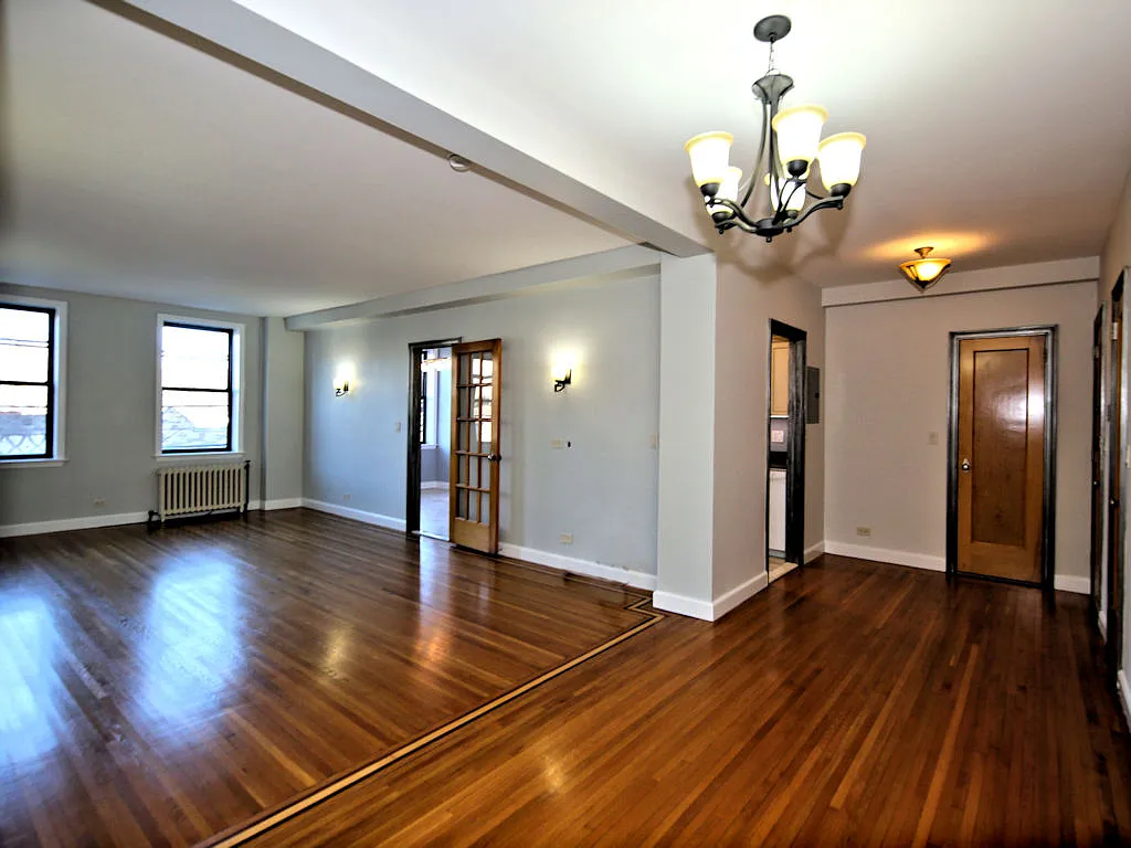 Apartment for Rent — Photo 3