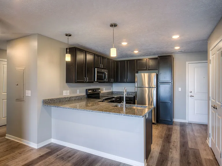 Fremont Commons — Photo 91