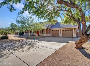1703 E Maddock Rd, Phoenix, AZ 85086