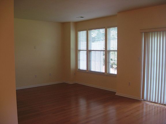 4th image of 134 Riverwalk Way #A003