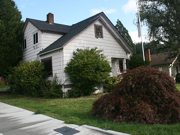 4th image of 326 W Alder St