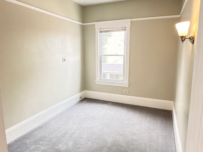 1182 Warren Rd — Photo 5
