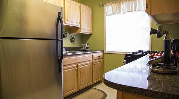 2nd image of 3420 Stanton Rd SE APT 102