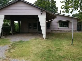 107 Oak Ave, Elgin, OK 73538