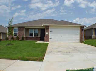 5933 E 146th Pl S, Bixby, OK 74008