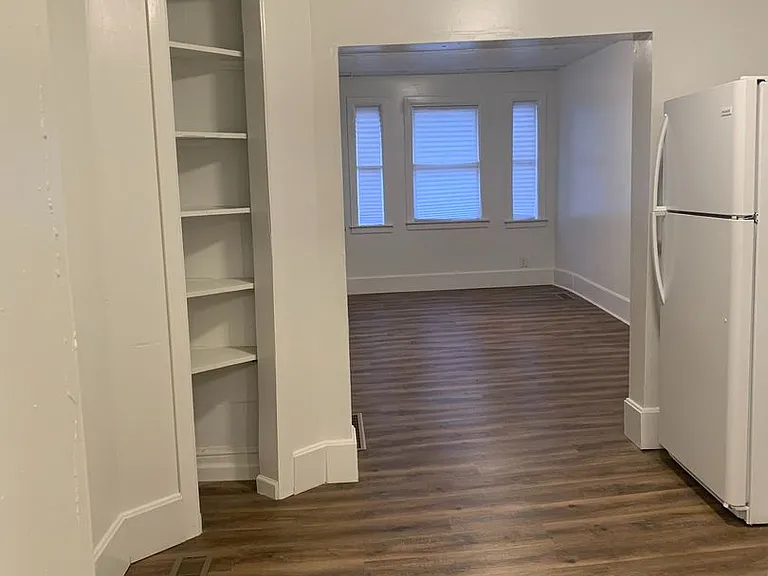222 E Philadelphia St #1 — Photo 7