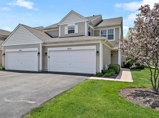 2804 White Thorn Cir #2804, Naperville, IL 60564