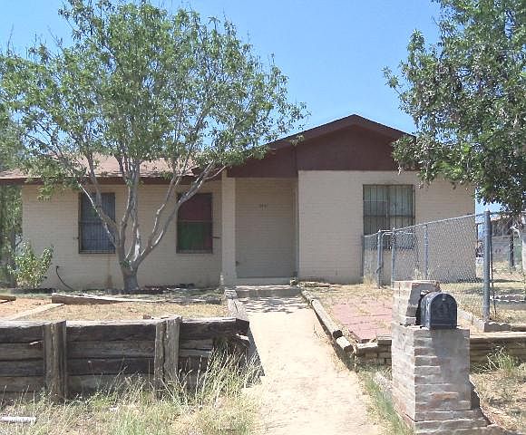 1st image of 2412 Lamar Dr