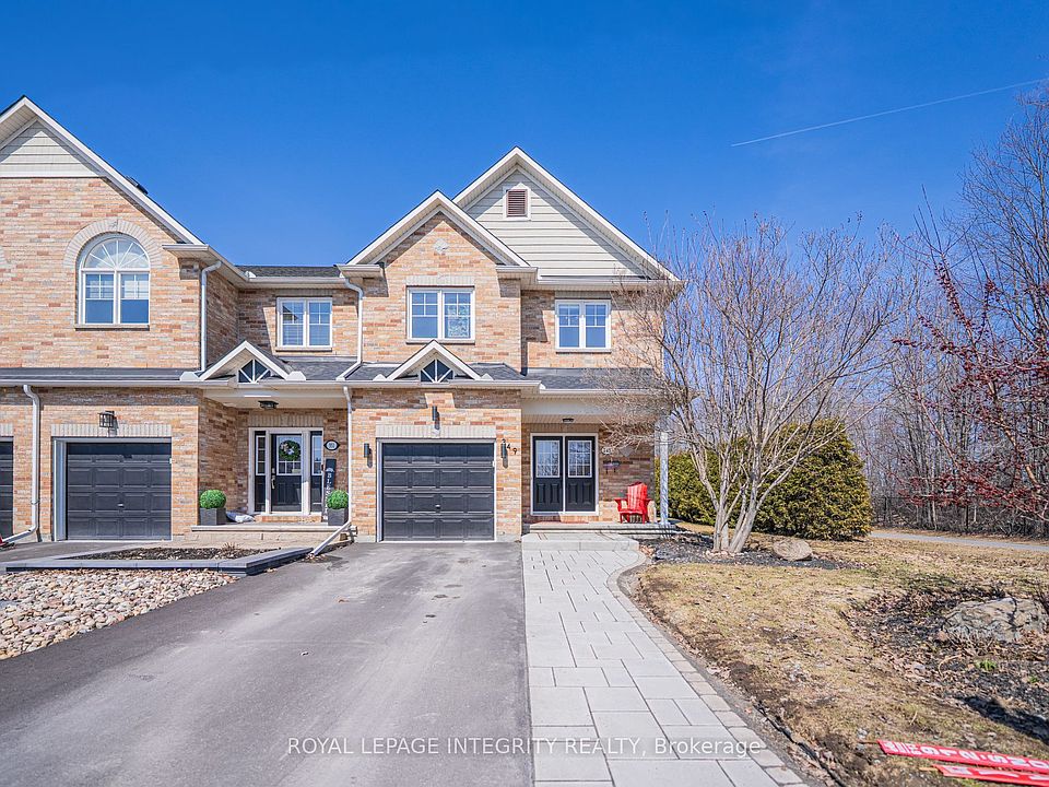 1st image of 349 Celtic Ridge Cres