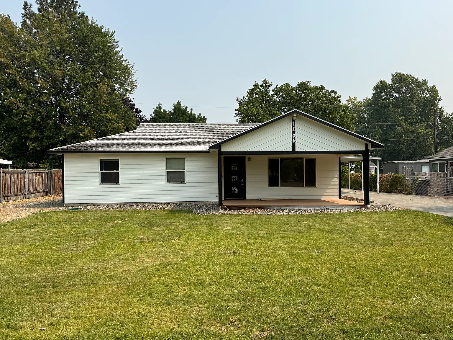 1106 Cedar Ave — Photo 1