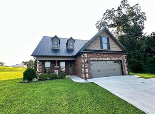 3041 Bridgewater Blvd, Morristown, TN 37814