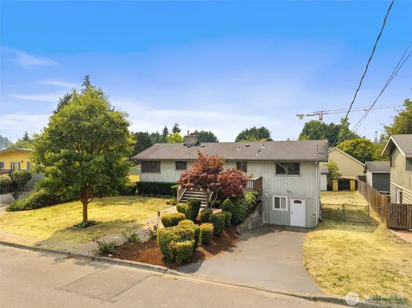 21443 13th Avenue S, Des Moines, WA 98198