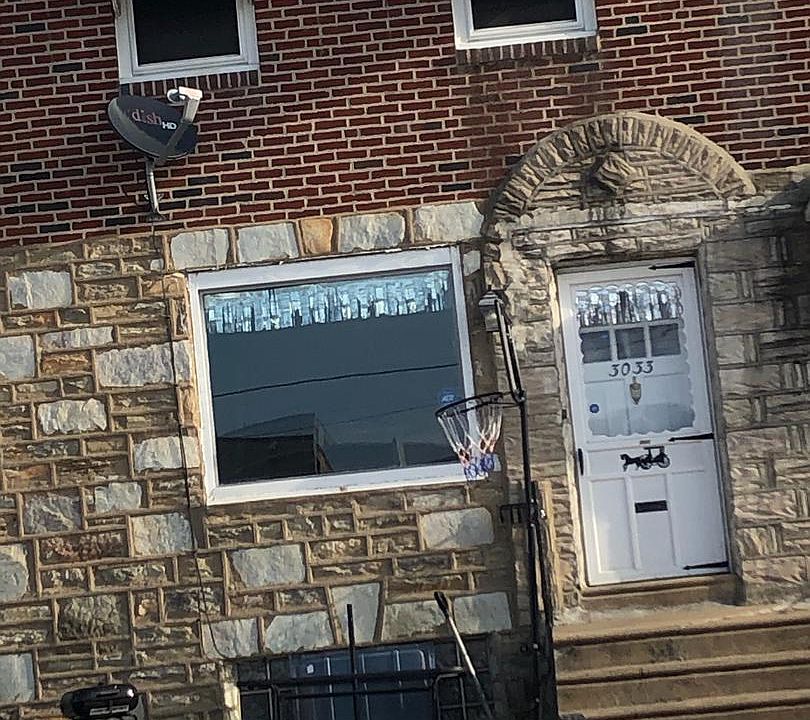 2nd image of 3033 Hellerman St