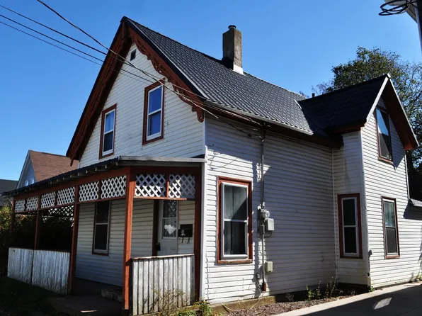 54 Centre St, Truro, NS B2N 2K2