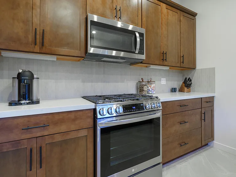 170 Hillcrest Dr — Photo 13