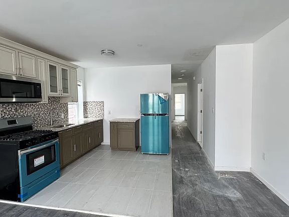 3rd image of 139-26 88th Ave Floor 1