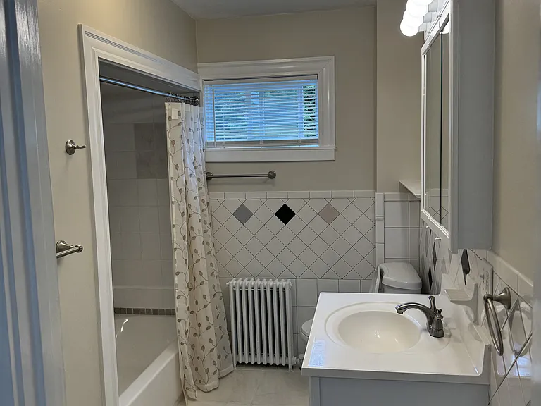 7 Whitwell Ave #1 — Photo 20