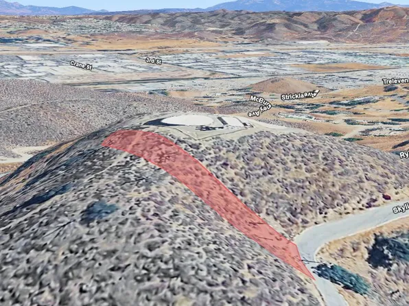 Skyline Drive, Lake Elsinore, CA 92530