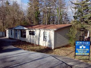 80 Mason Dixon Ln, Hendersonville, NC 28739
