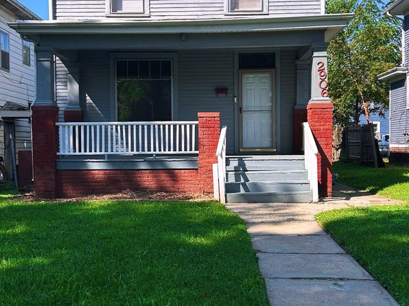 2906 Bowser Ave