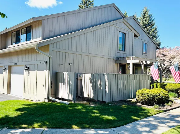 6264 Greenview Pl, Bay City, MI 48706