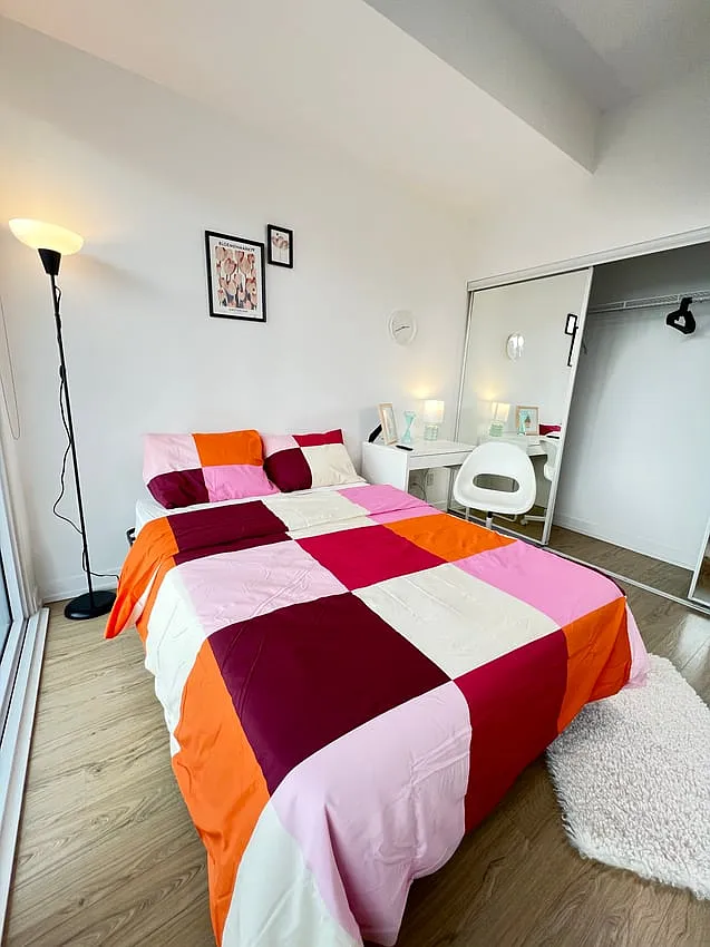 Premium Deluxe Room - Wood St & Church St — Photo 1