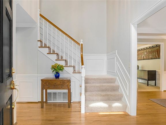 2nd image of 4017 203rd Ave NE