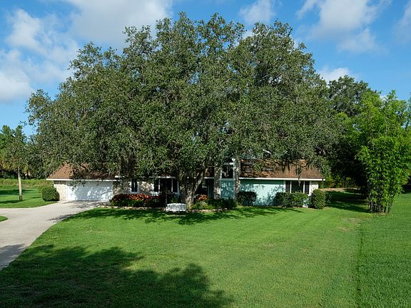 2nd image of 4410 Satinleaf Ln
