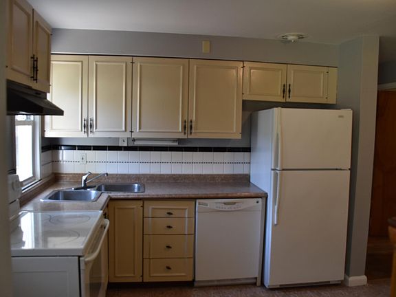 5th image of 1330 Odessa Dr