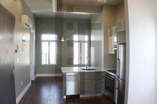 Rented by Loom Group | media 19