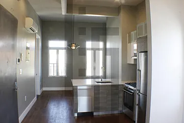 Rented by Loom Group