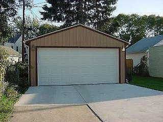 2nd image of 1485 Crestwood Rd