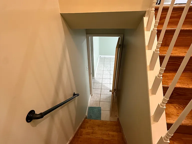 10114 Tyler Ct — Photo 16