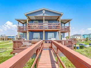 601 Wave Ct, Surfside Beach, TX 77541