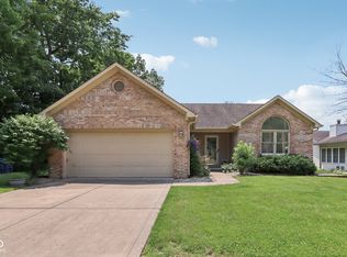 1311 Old Hickory Dr, Greenwood, IN 46142