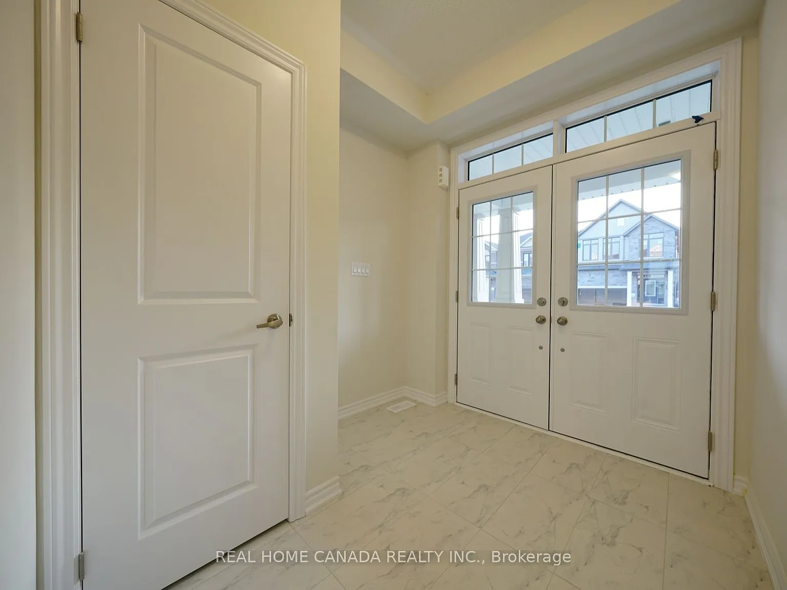 3 bed, $2,550 — Photo 3