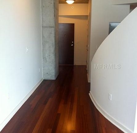 4th image of 155 Court Ave #1806
