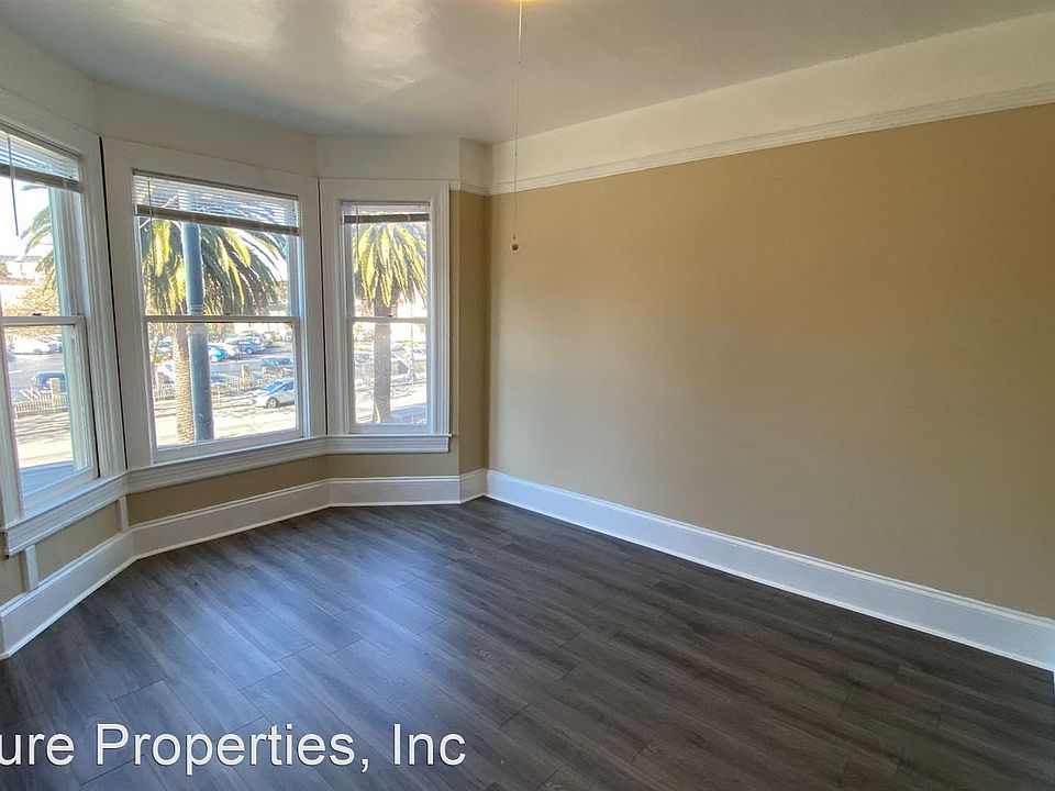 1st image of 2059 Market St #20