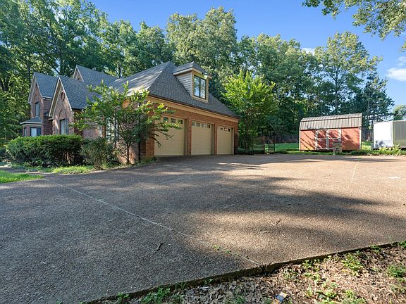 4th image of 10065 E Country Way Dr