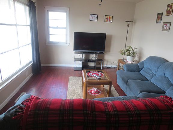 2nd image of 659 N 4th St