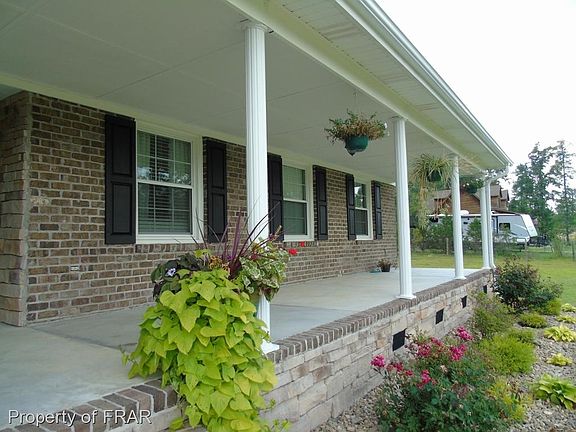 3rd image of 275 Stewarts Creek Dr
