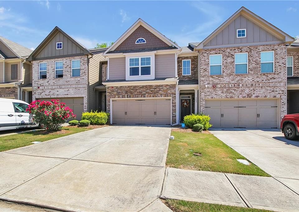 1st image of 549 Arbor Crowne Dr