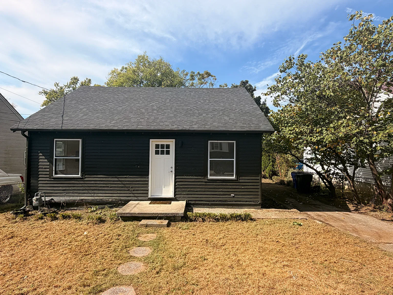 3 bed, 840 sqft, $1,500 — Photo 1