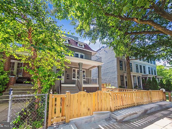 3rd image of 4315 New Hampshire Ave NW #1