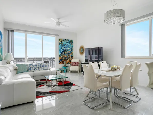 1551 N Flagler Dr Ph L11, West Palm Beach, FL 33401