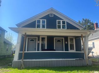 327 3rd Ave N, Clinton, IA 52732